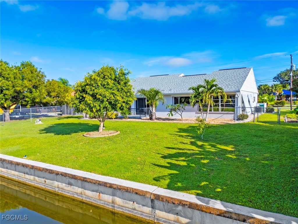 1010 NE 3rd Street Cape Coral FL 33909 2025010904 image46