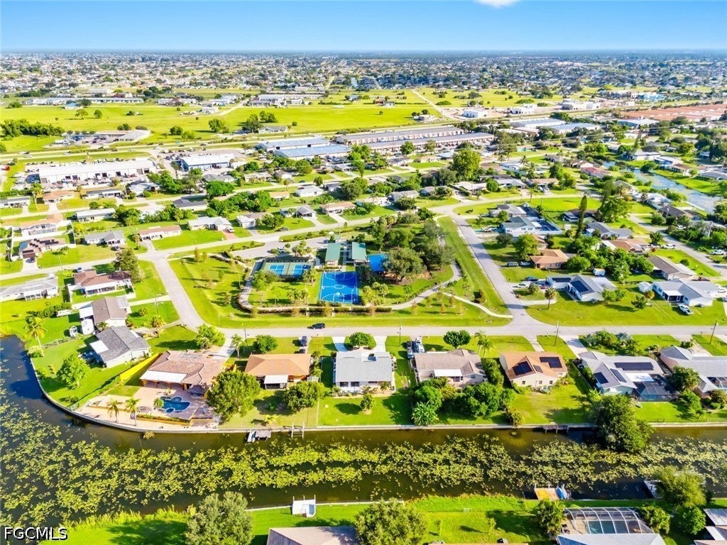 1010 NE 3rd Street Cape Coral FL 33909 2026018042 image47