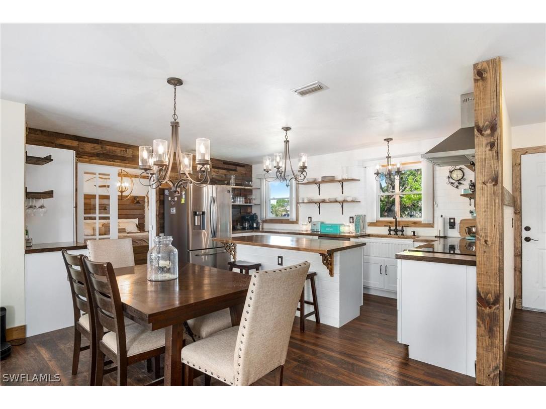 1010 Nicholas Parkway W Cape Coral FL 33991 222080428 image1