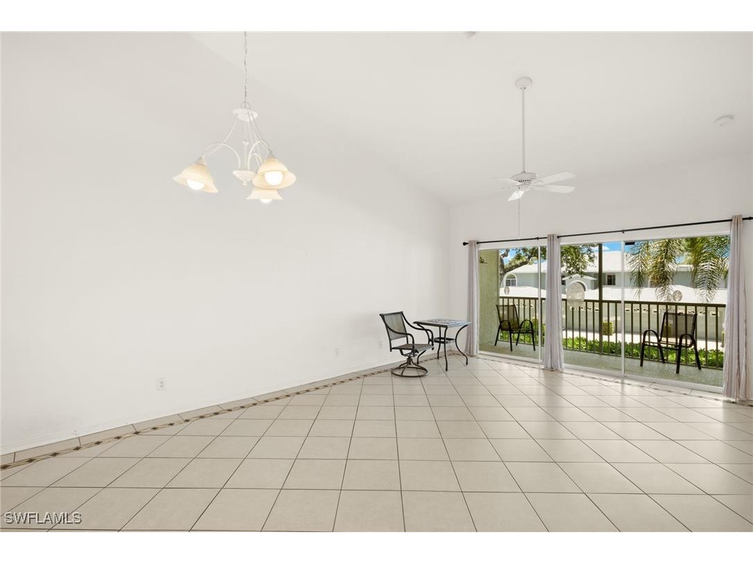 1010 Partridge Circle #202 Naples FL 34104 225076859 image5