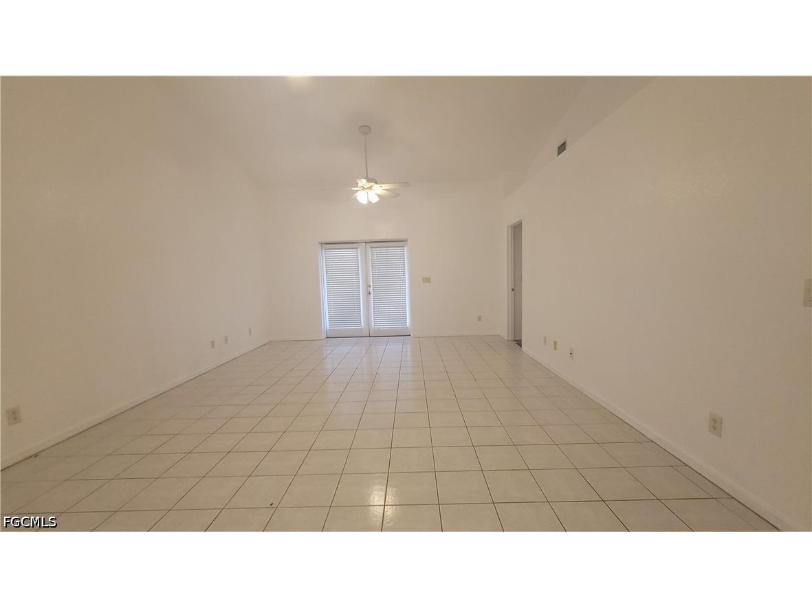 1010 SE 12th Terrace Cape Coral FL 33990 2026018785 image2