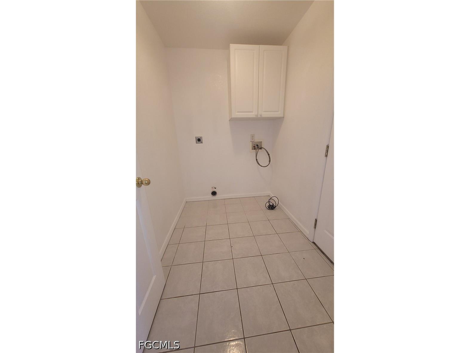 1010 SE 12th Terrace Cape Coral FL 33990 2026018785 image21