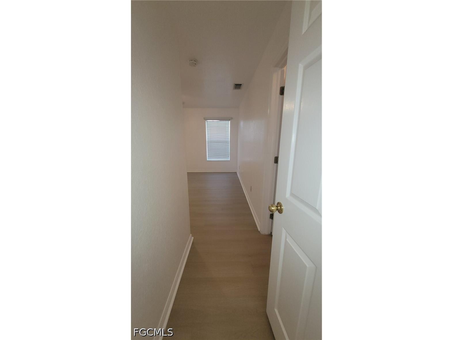 1010 SE 12th Terrace Cape Coral FL 33990 2026018785 image6