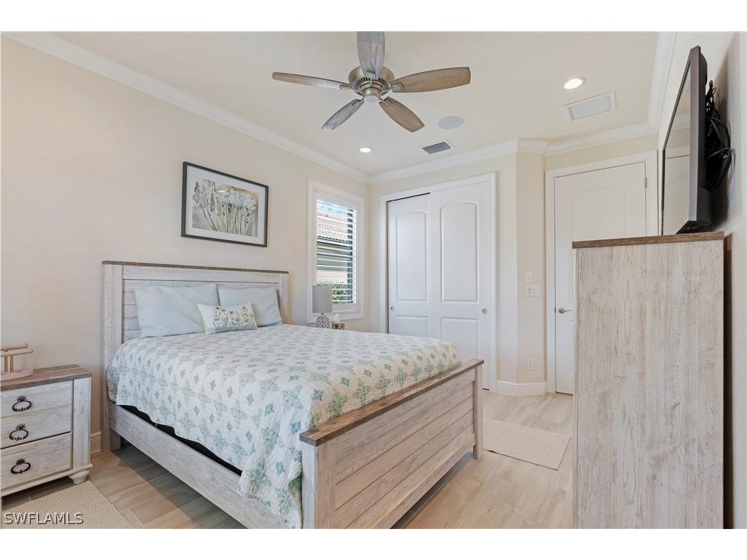10102 Palazzo Drive Naples FL 34119 226009967 image22