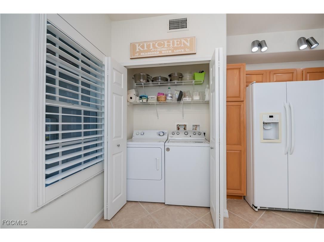 10109 Colonial Country Club Boulevard #2404 Fort Myers FL 33913 2025019112 image10