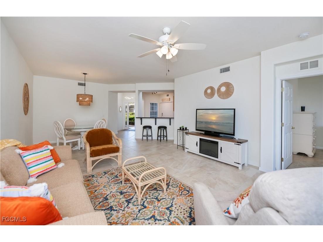 10109 Colonial Country Club Boulevard #2404 Fort Myers FL 33913 2025019112 image12