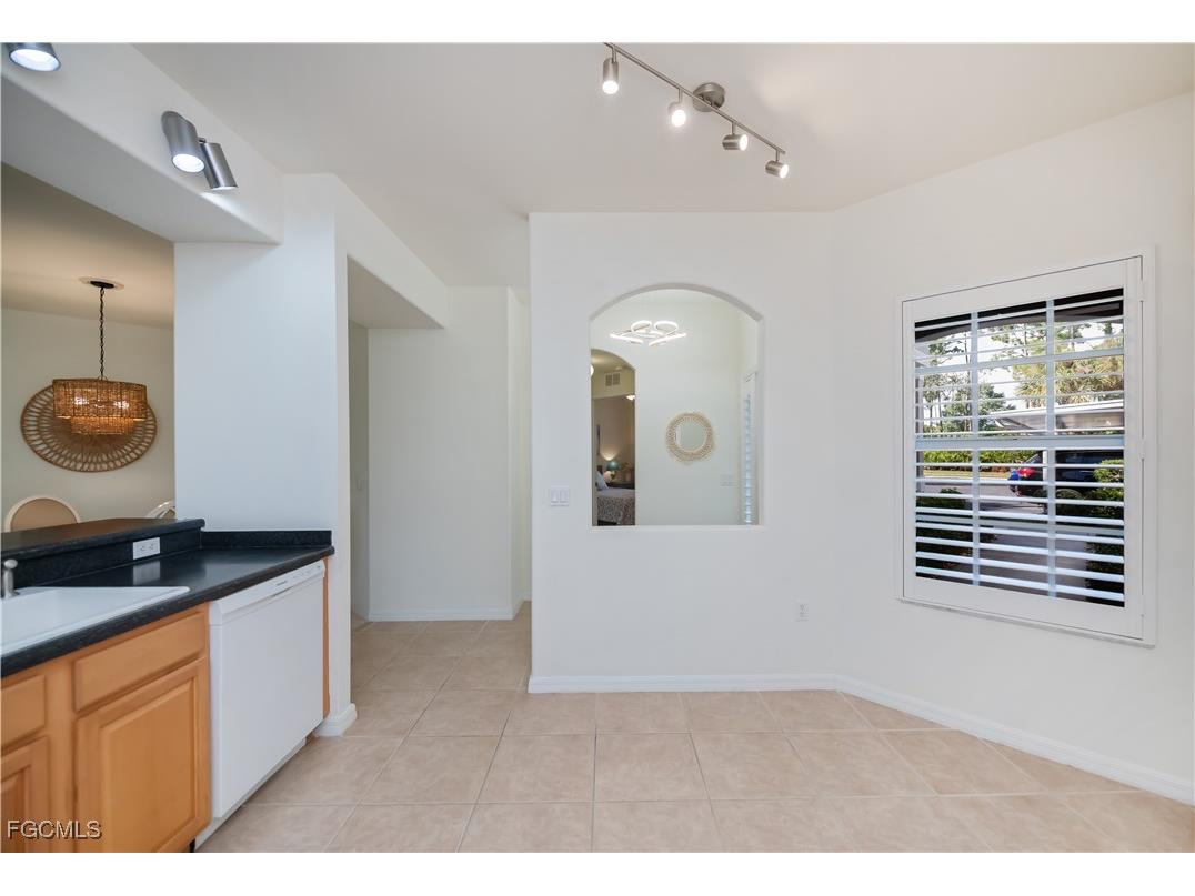 10109 Colonial Country Club Boulevard #2404 Fort Myers FL 33913 2025019112 image9