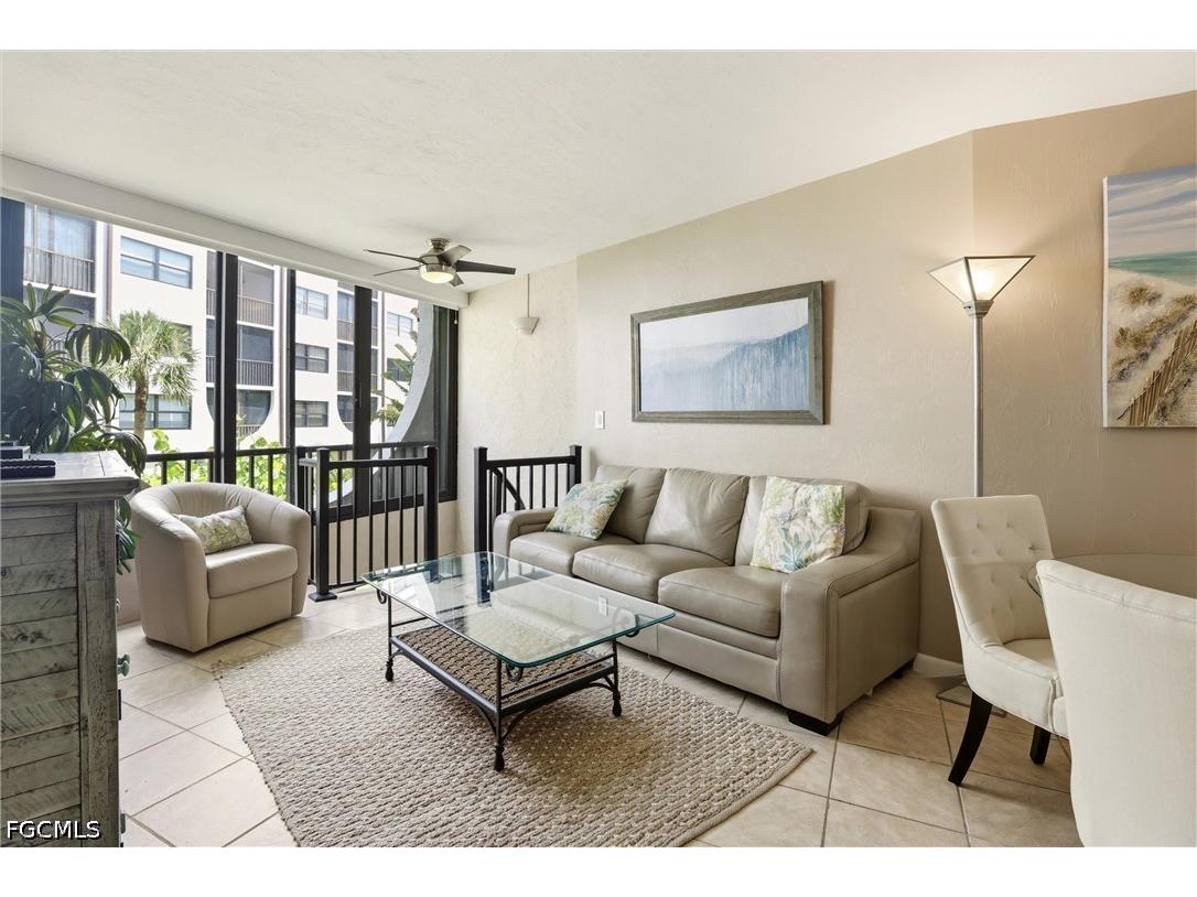 1011 Anglers Cove #H203 Marco Island FL 34145 2026025612 image3