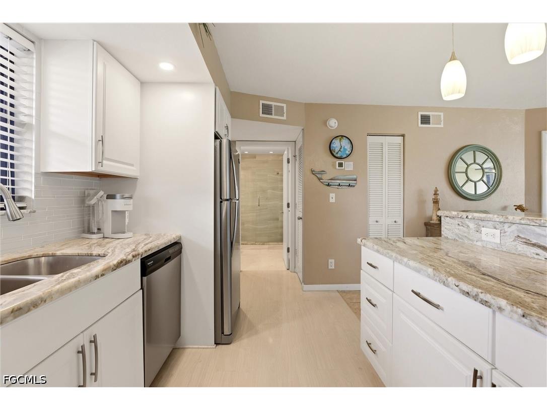 1011 Anglers Cove #H203 Marco Island FL 34145 2026025612 image9