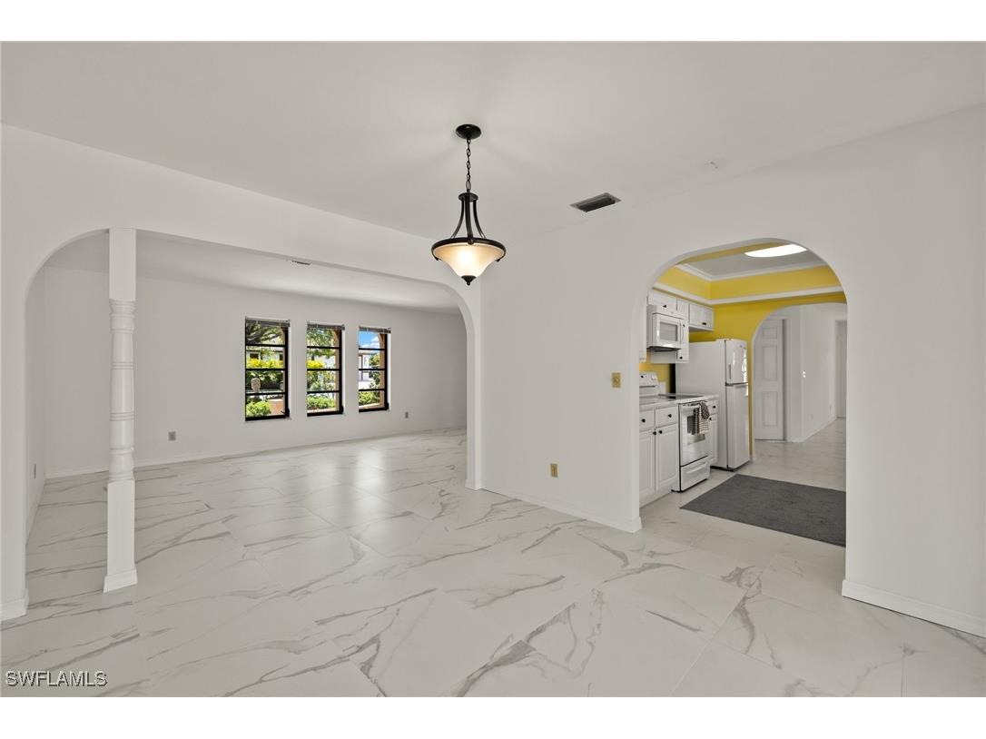 1011 El Mar Avenue Fort Myers FL 33919 225037953 image12