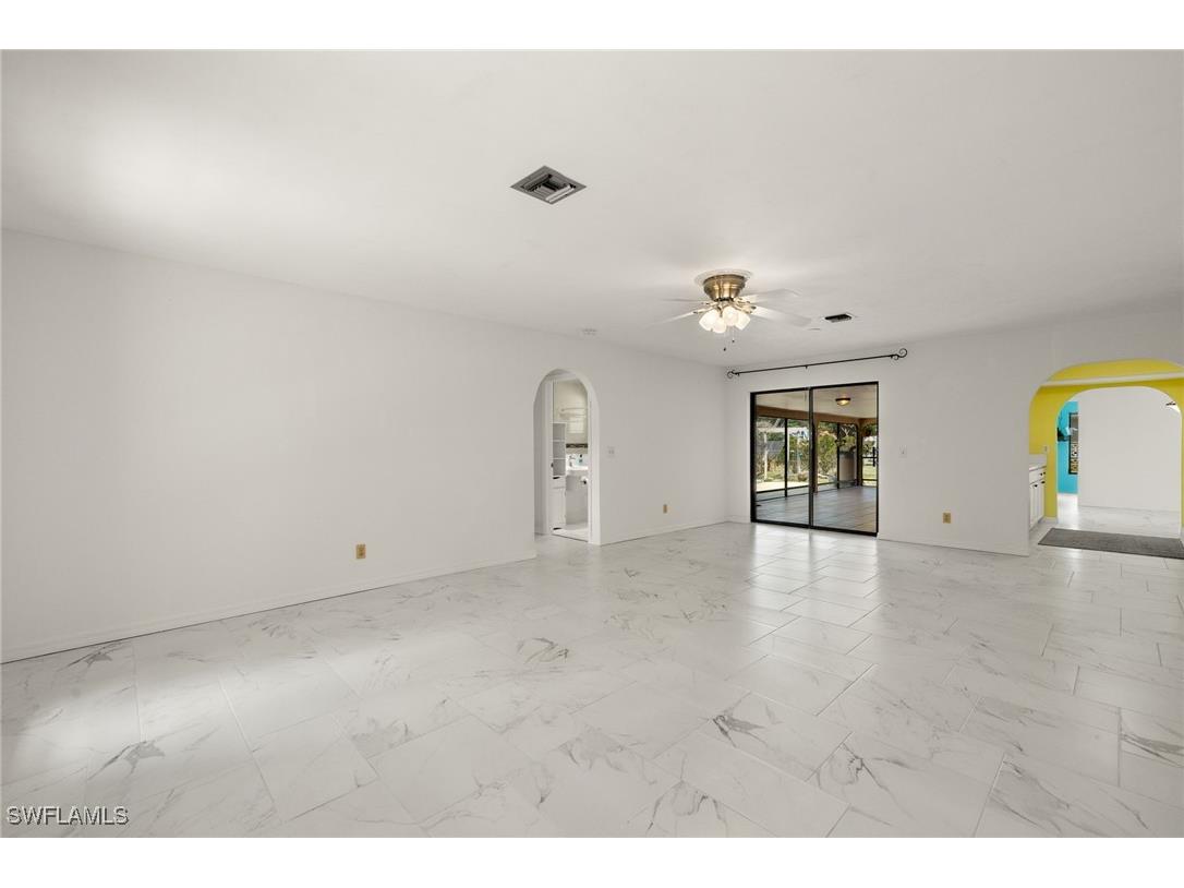 1011 El Mar Avenue Fort Myers FL 33919 225037953 image17