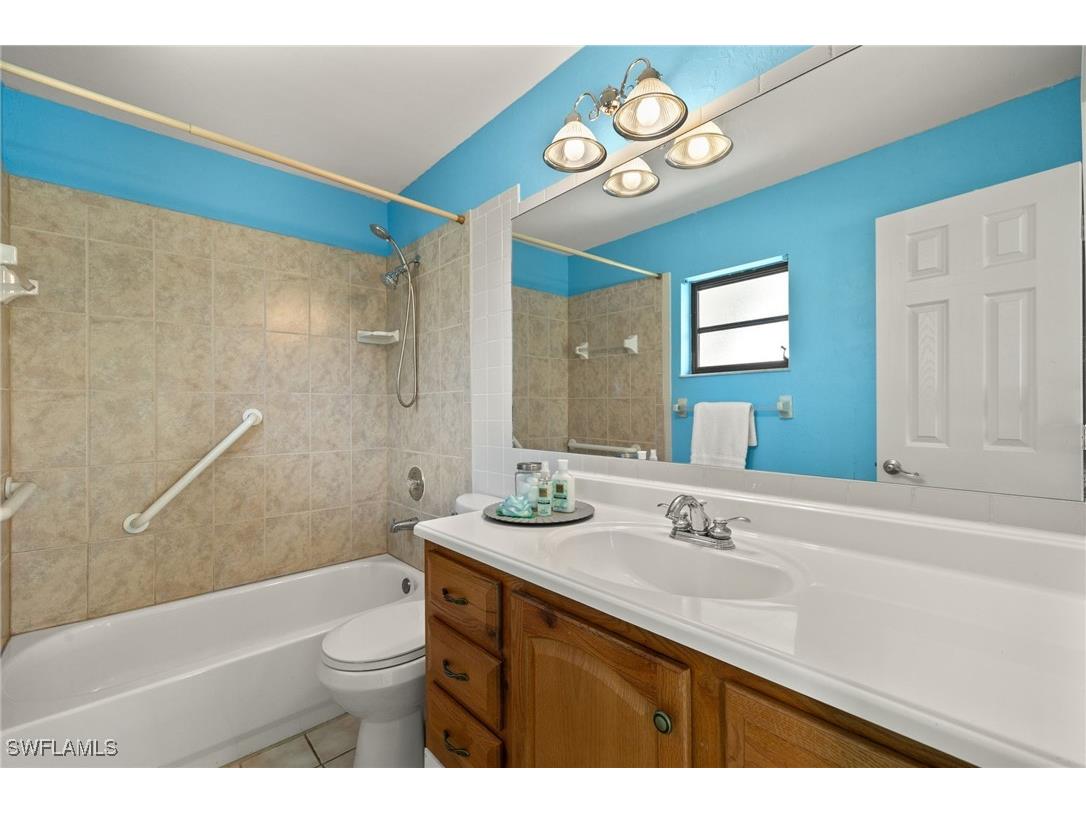 1011 El Mar Avenue Fort Myers FL 33919 225037953 image23