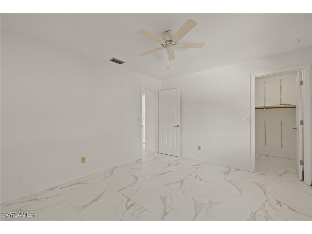 1011 El Mar Avenue Fort Myers FL 33919 225037953 image8