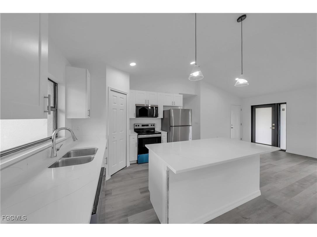 1011 Garnet Avenue Lehigh Acres FL 33974 2025012333 image12