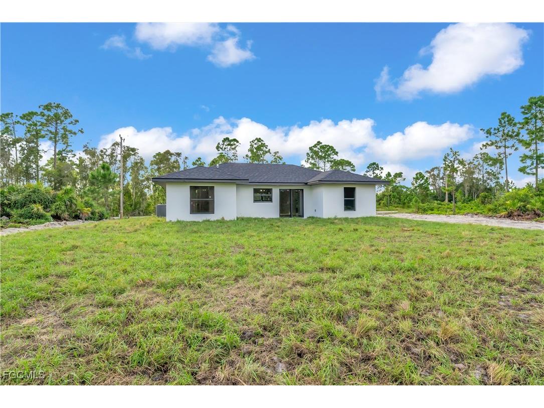 1011 Garnet Avenue Lehigh Acres FL 33974 2025012333 image25