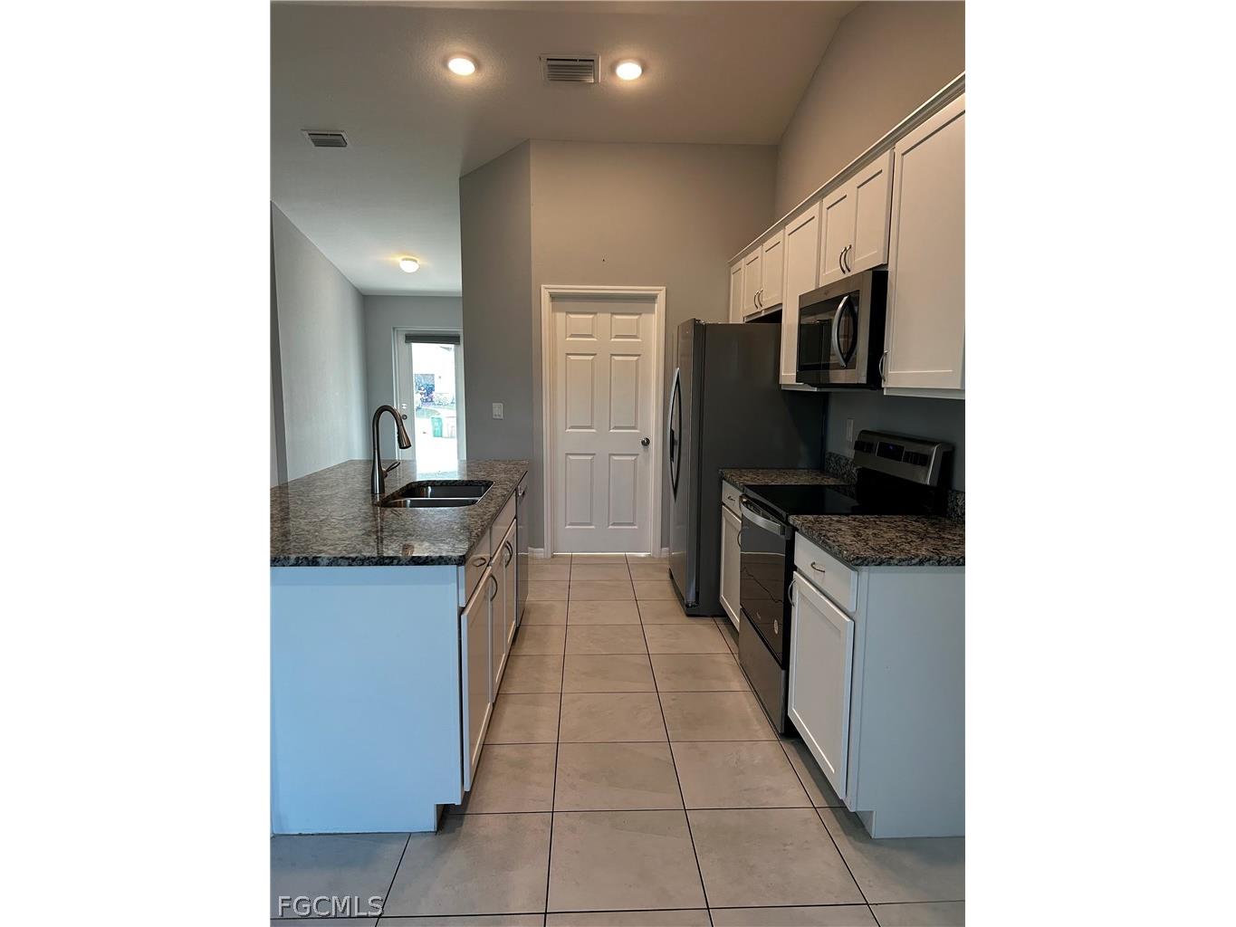 1011 NW 22nd Terrace Cape Coral FL 33993 2026010877 image9