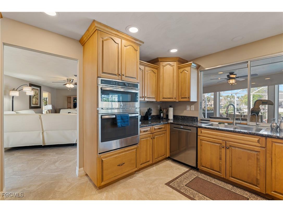 1011 S Town And River Drive Fort Myers FL 33919 2026003903 image11