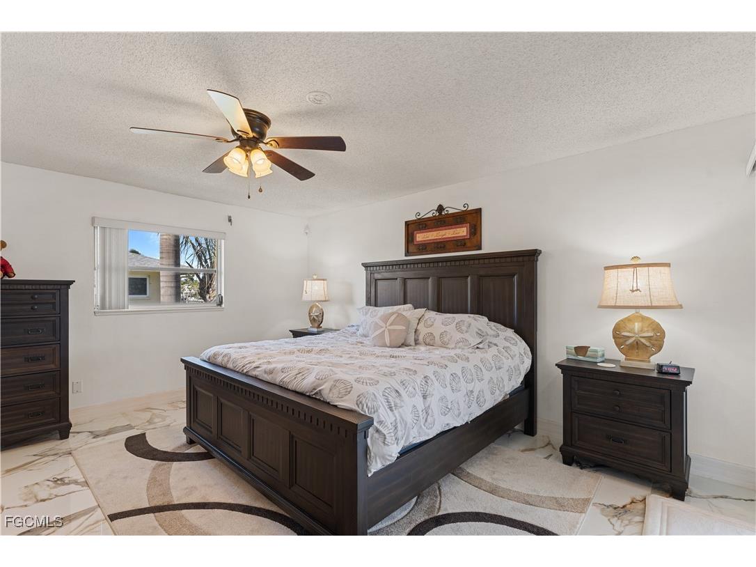 1011 S Town And River Drive Fort Myers FL 33919 2026003903 image19