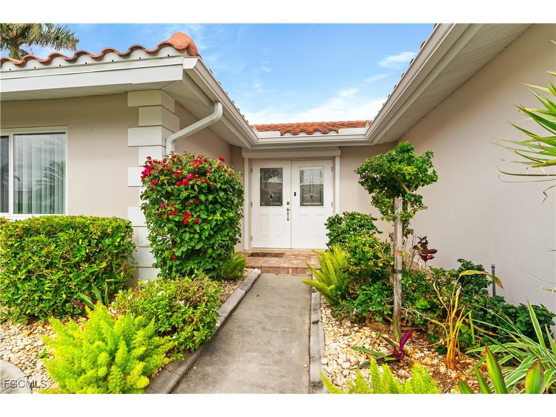 1011 S Town And River Drive Fort Myers FL 33919 2026003903 image6