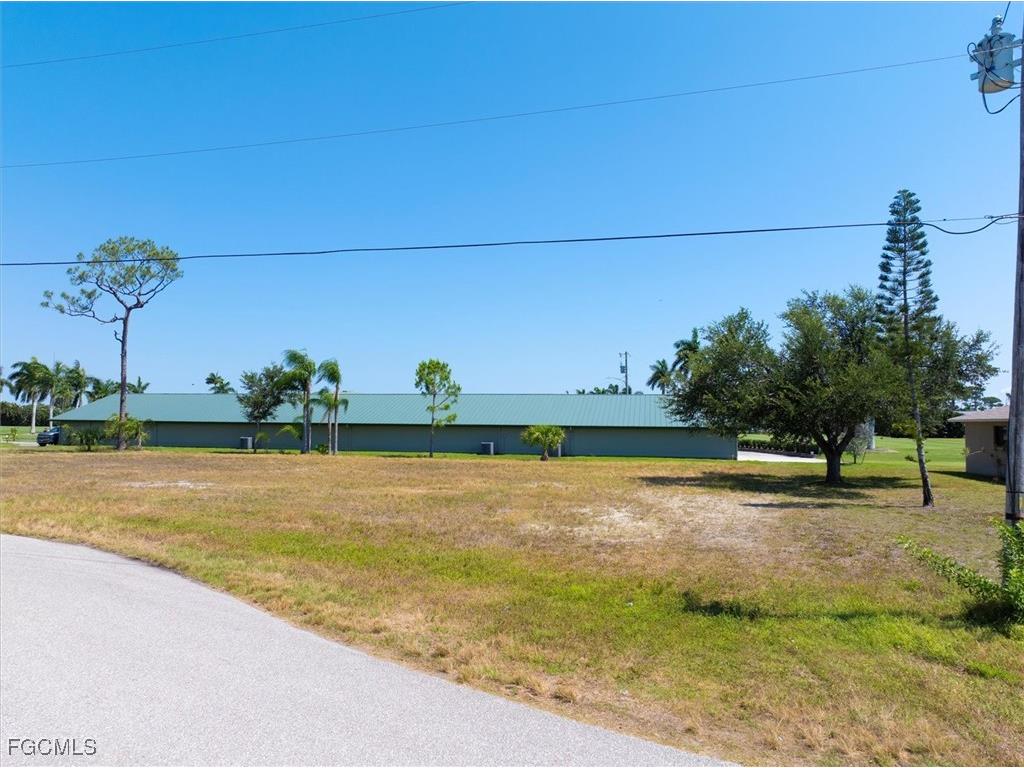 1011 SW 21st Lane Cape Coral FL 33991 2025023683 image4