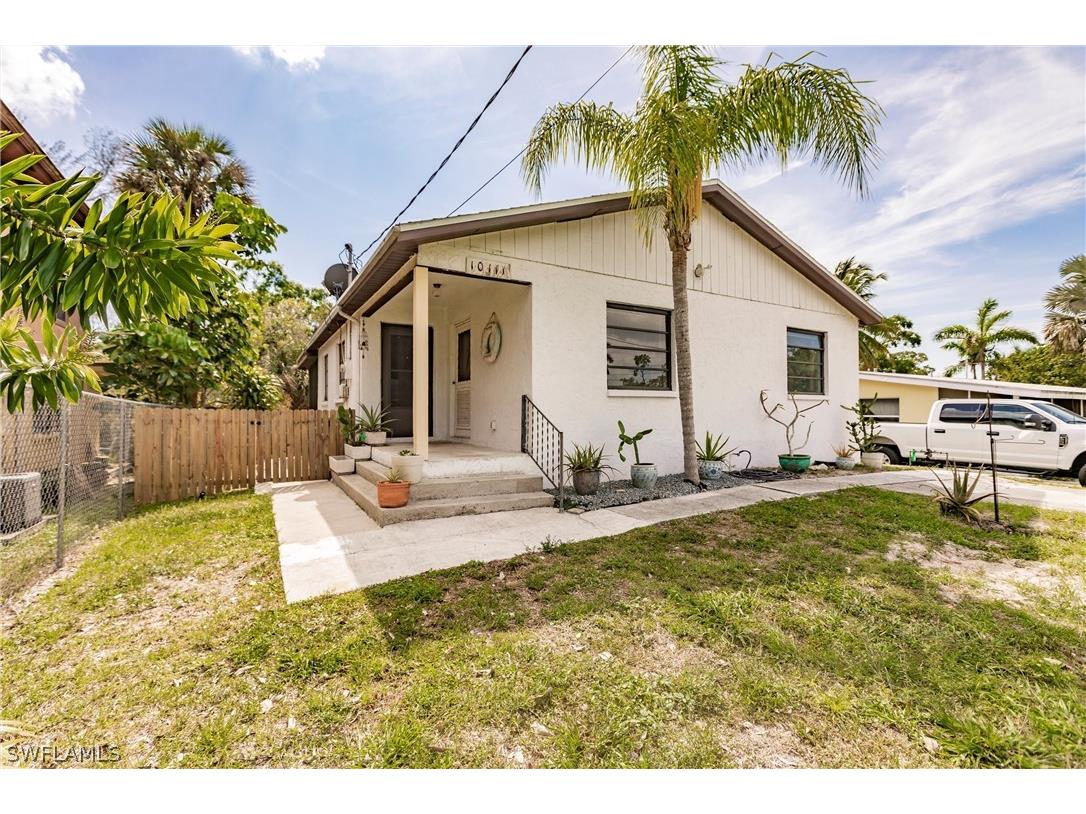 10111 Illinois Street Bonita Springs FL 34135 224029692 image1