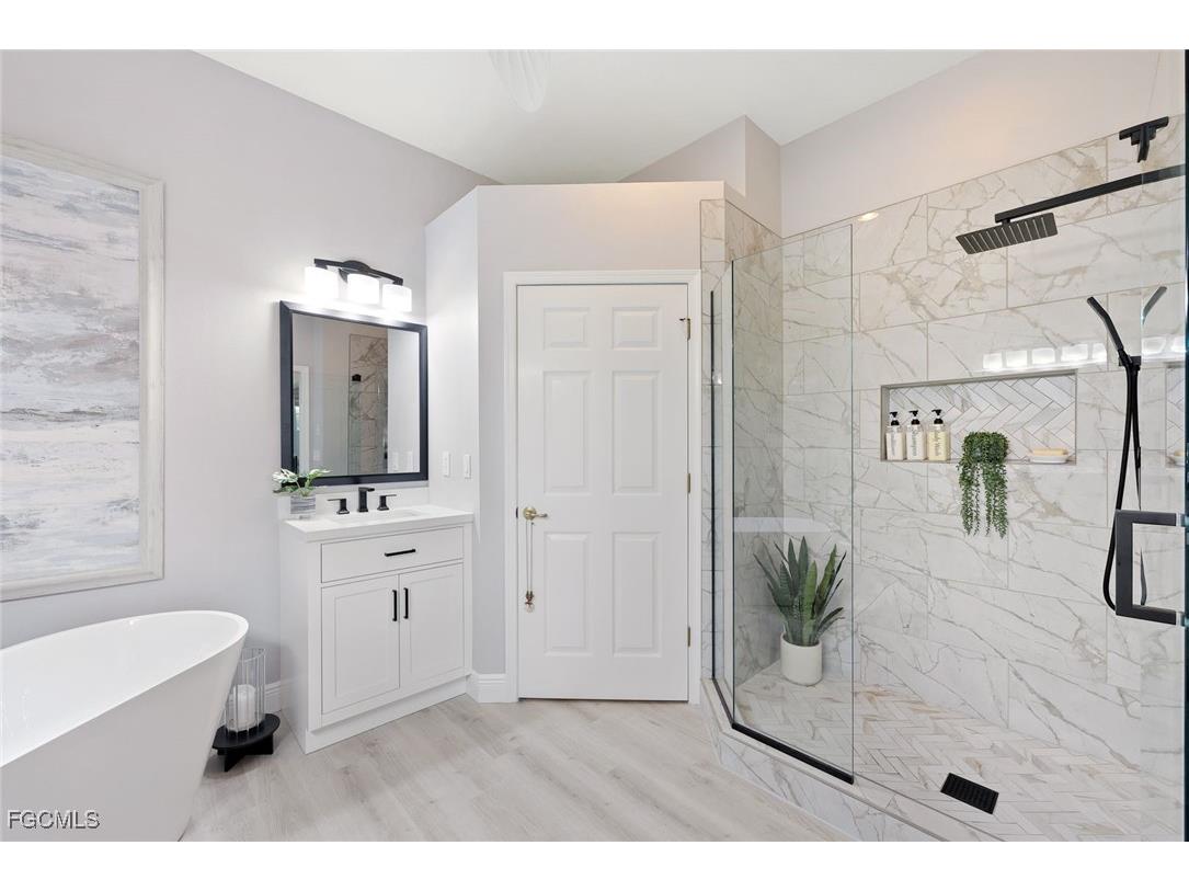 10115 Valiant Court #201 Miromar Lakes FL 33913 2025025148 image6