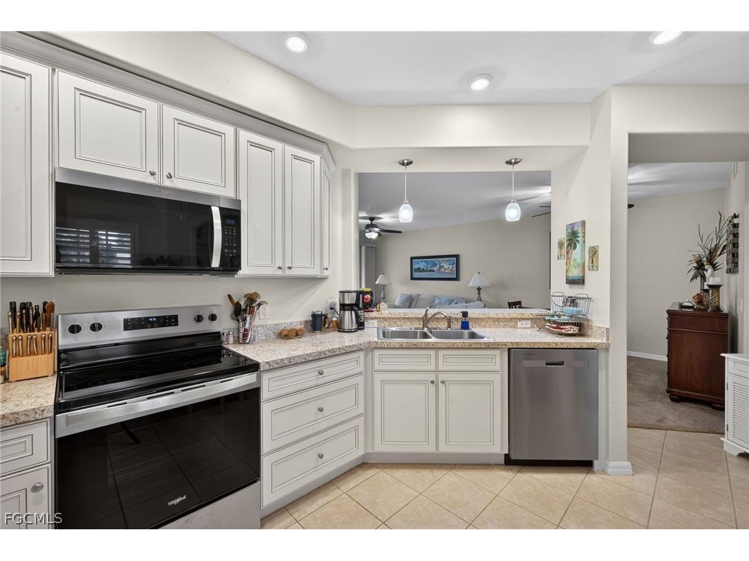 10119 Colonial Country Club Boulevard #1906 Fort Myers FL 33913 2026011089 image6