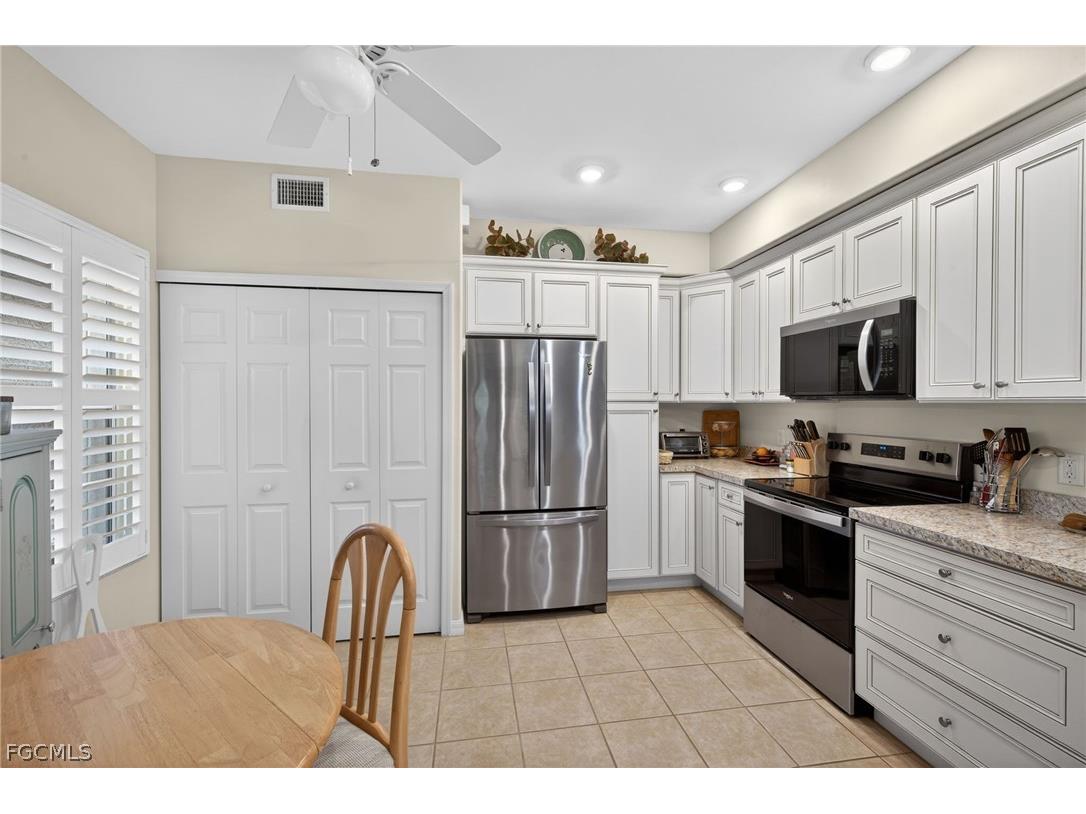 10119 Colonial Country Club Boulevard #1906 Fort Myers FL 33913 2026011089 image8