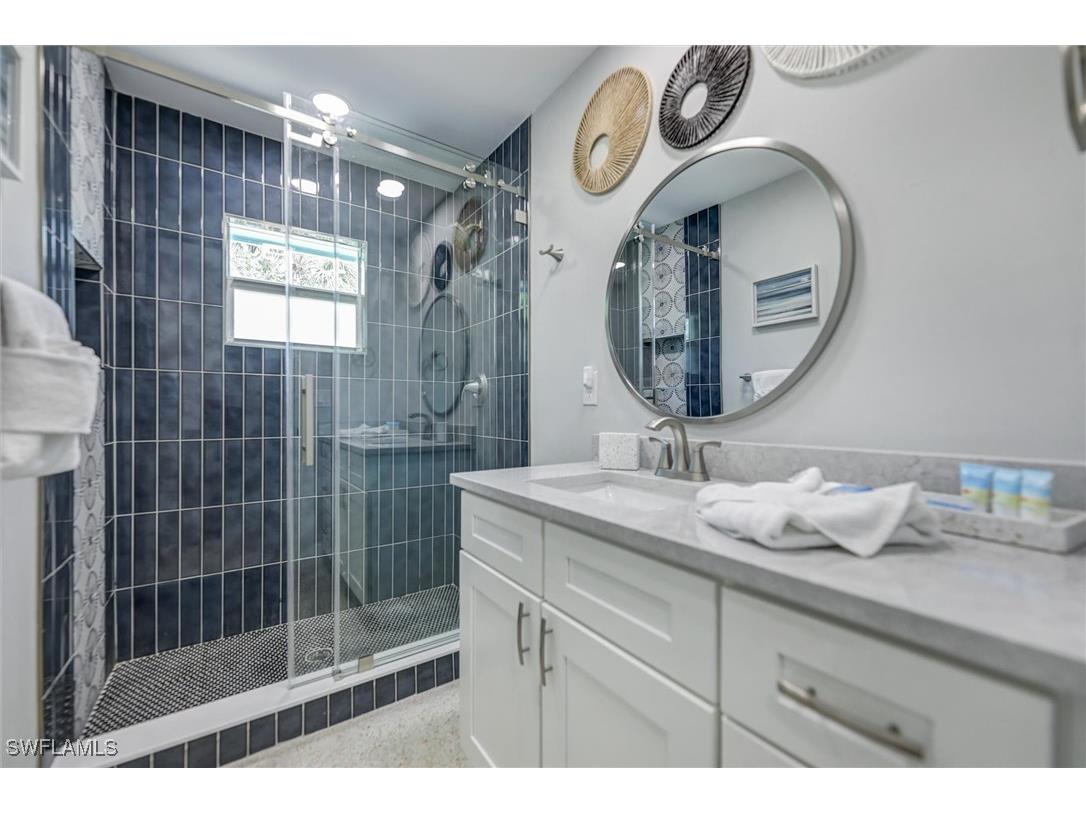 1012/1014 E Gulf Drive Sanibel FL 33957 225023958 image19