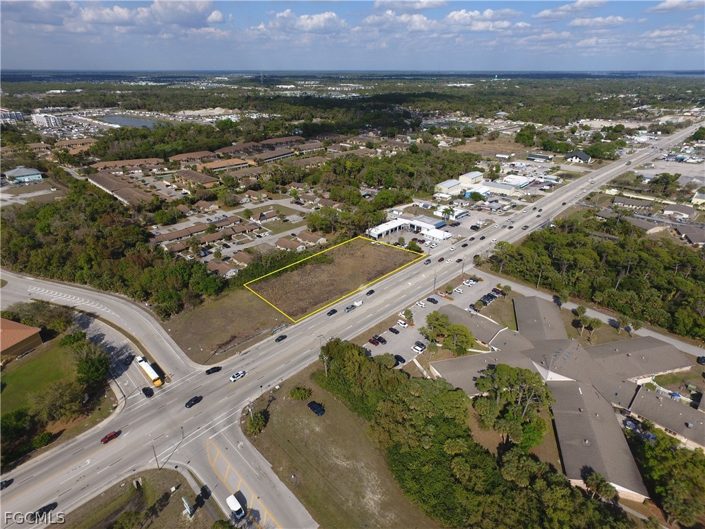 1012 - 1020 Pondella Road North Fort Myers FL 33903 2026012116 image1