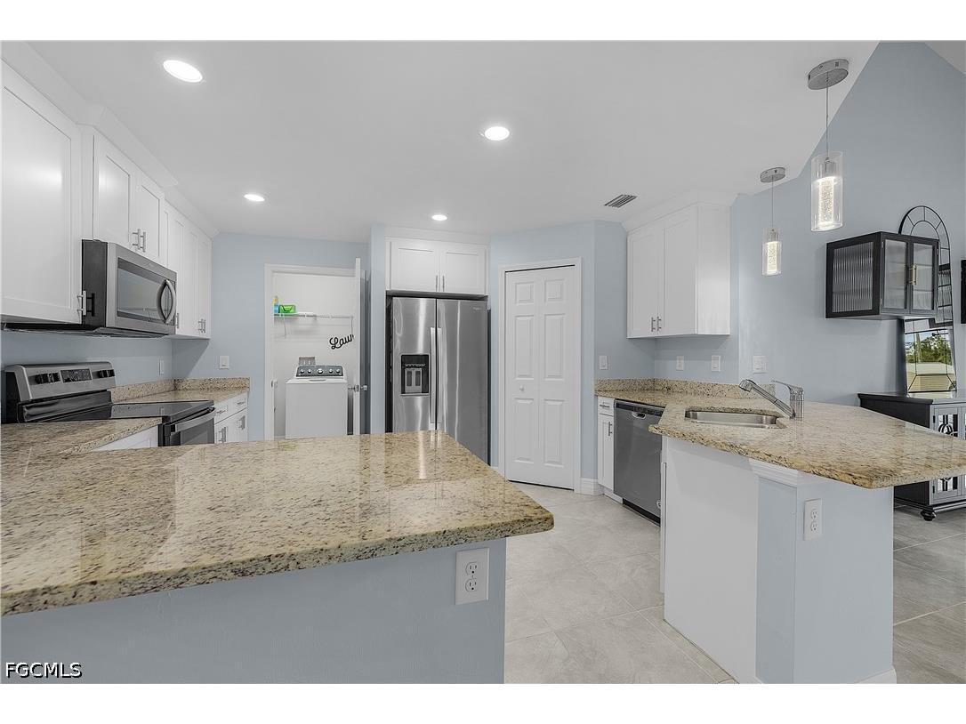 1012 Calvin Avenue Lehigh Acres FL 33972 2026016487 image8