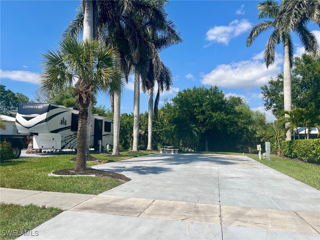 1012 Diamond Lake Circle S Naples FL 34114 225044893 image3