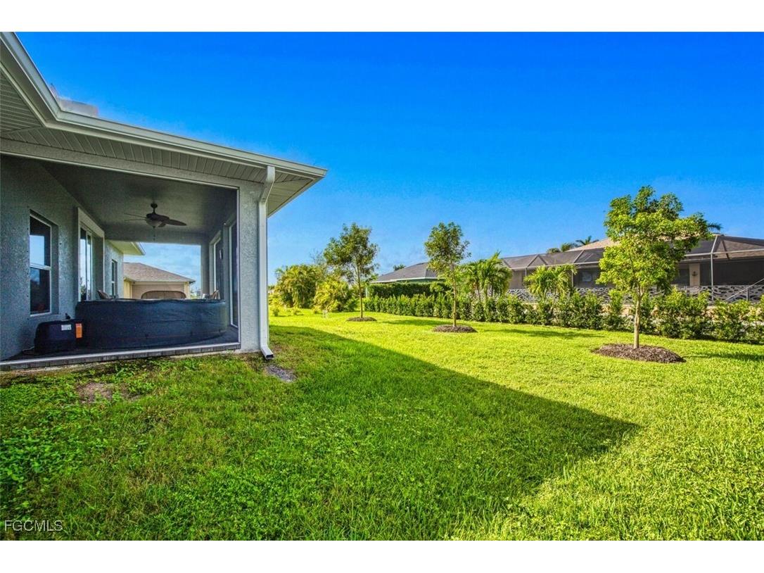 1012 NW 35th Place Cape Coral FL 33993 2025019188 image32