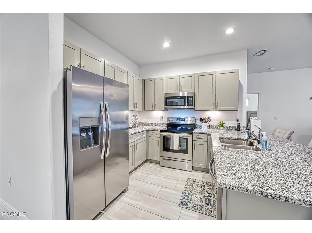 1012 NW 35th Place Cape Coral FL 33993 2025019188 image8