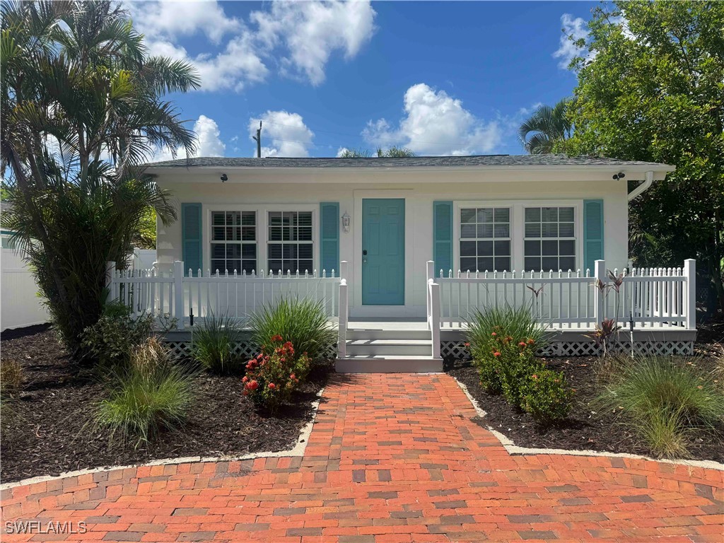 1012 Ridge Street Naples FL 34103 225055471 image1