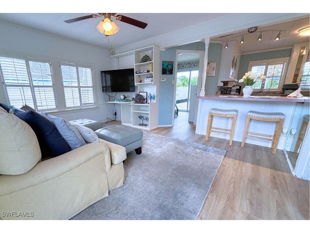 1012 Ridge Street Naples FL 34103 225055471 image2