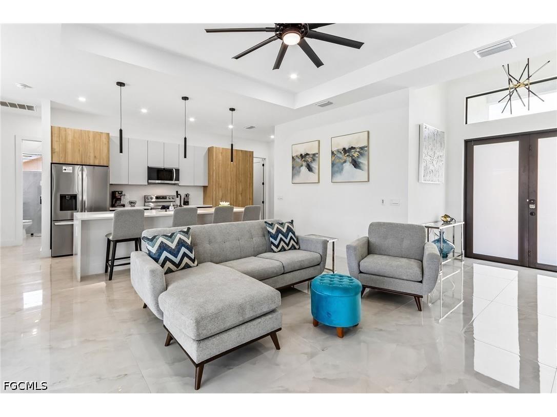 1012 SW 36th Street Cape Coral FL 33914 2026019086 image2