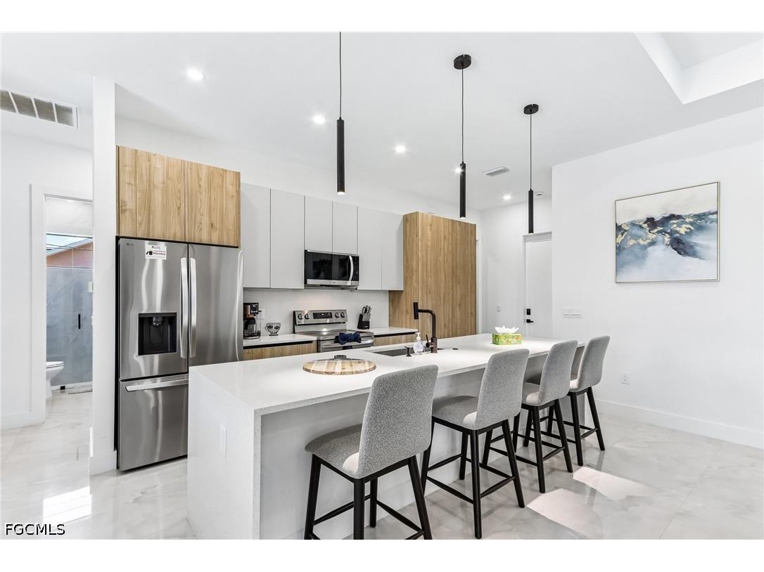 1012 SW 36th Street Cape Coral FL 33914 2026019086 image3