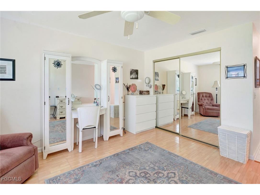 1012 SW 51st Terrace Cape Coral FL 33914 2025007001 image18