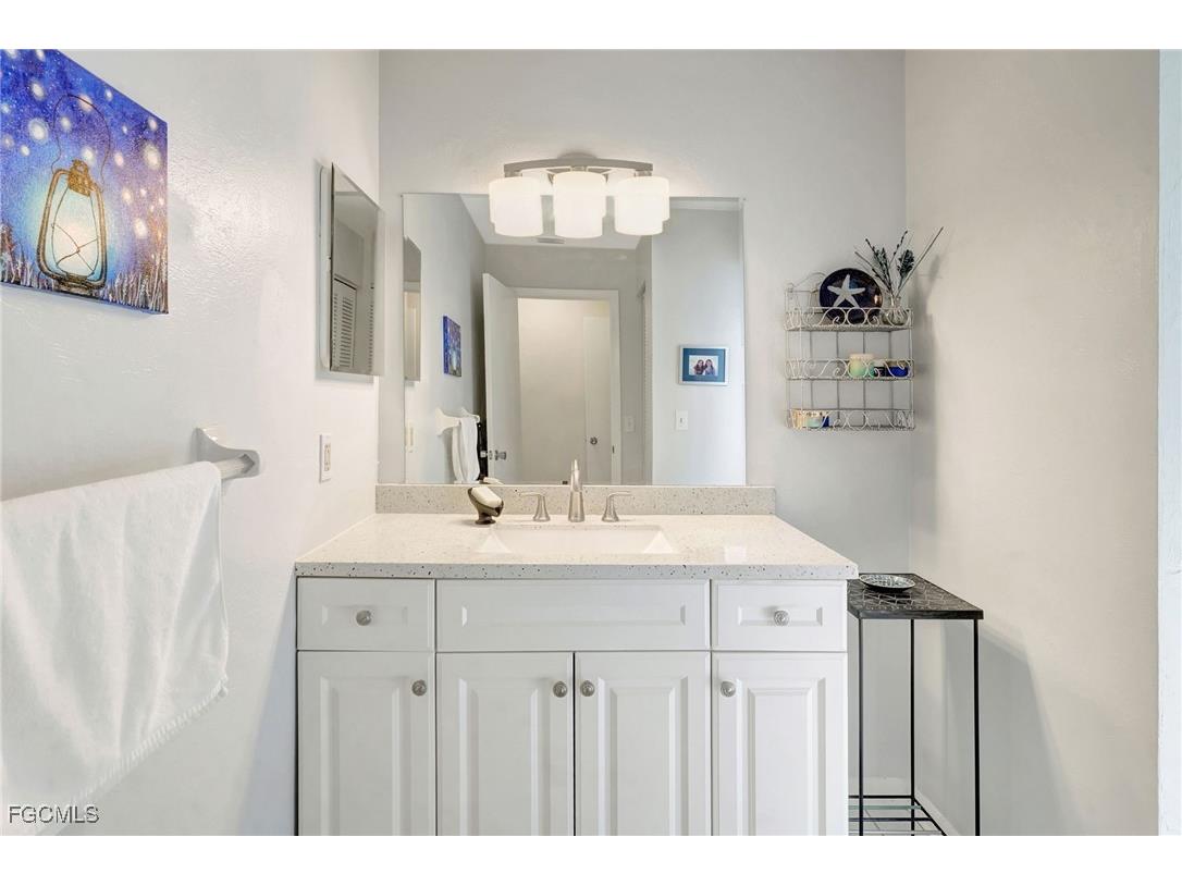 1012 SW 51st Terrace Cape Coral FL 33914 2025007001 image24