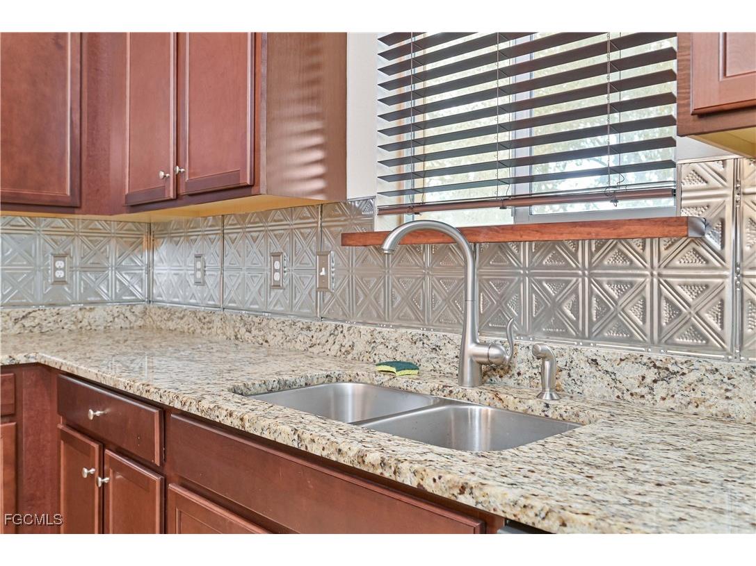 10120 Tin Maple Drive #19 Estero FL 33928 2026001920 image12