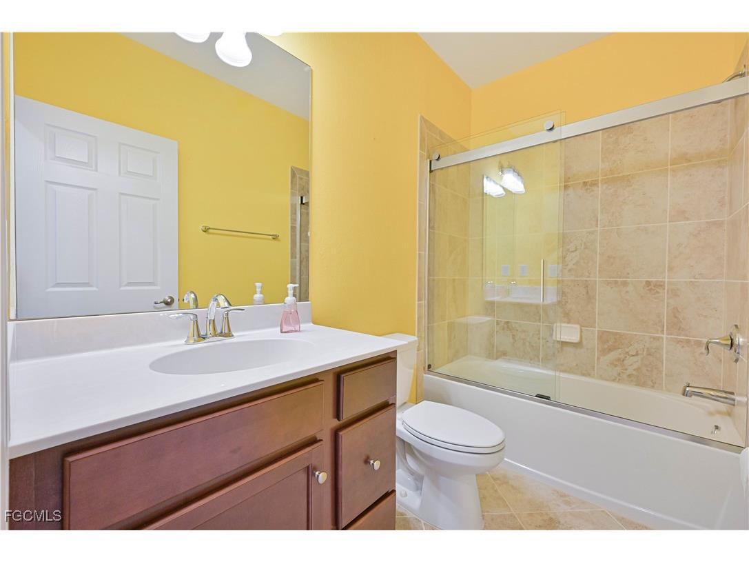 10120 Tin Maple Drive #19 Estero FL 33928 2026001920 image24
