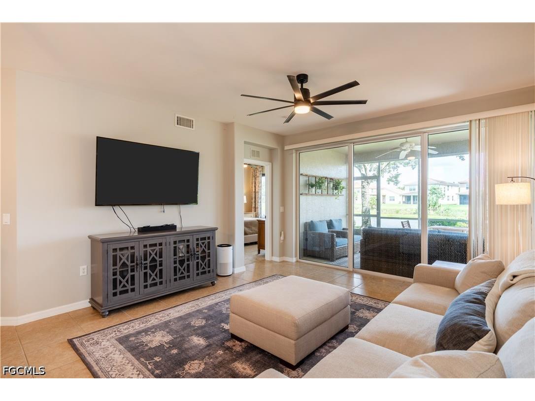 10125 Colonial Country Club Boulevard #1701 Fort Myers FL 33913 2026027981 image3
