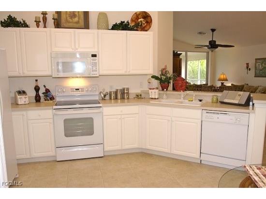 10128 Colonial Country Club Boulevard #602 Fort Myers FL 33913 2025012505 image8