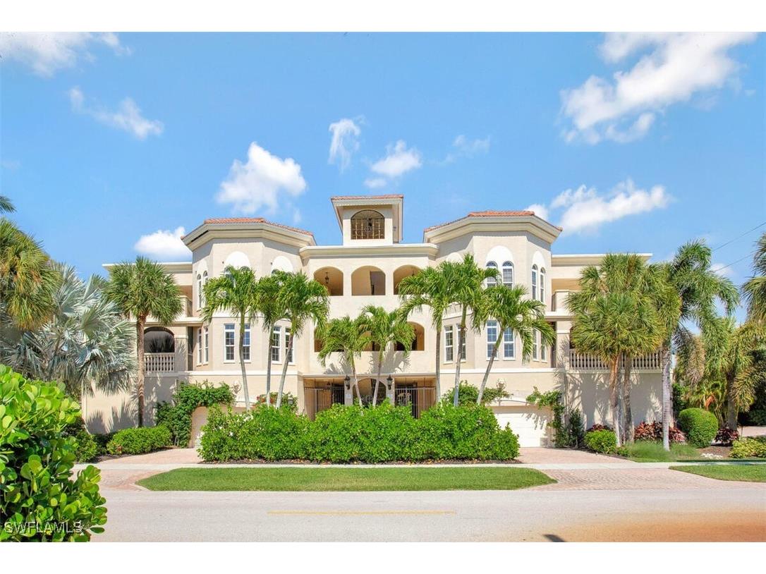 1013 4th Street S Naples FL 34102 224092767 image1