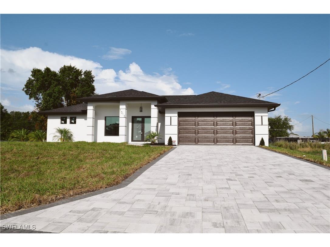 1013 Agnes Avenue Lehigh Acres FL 33971 225050819 image1
