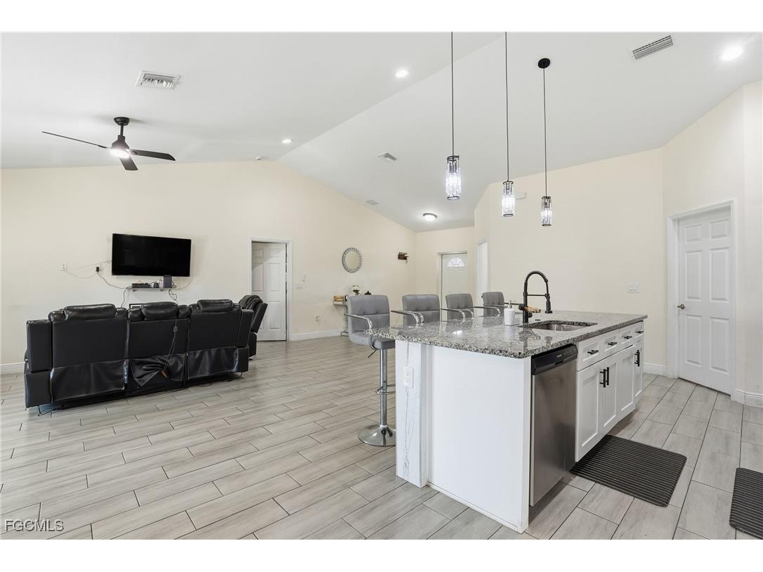 1013 Atherton Avenue Lehigh Acres FL 33971 2025020149 image19