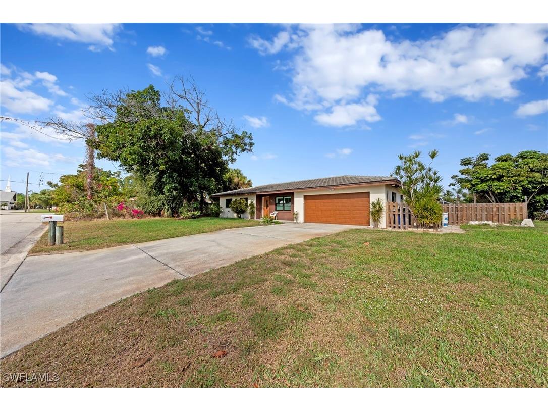 1013 Averly Street Fort Myers FL 33919 225084655 image49