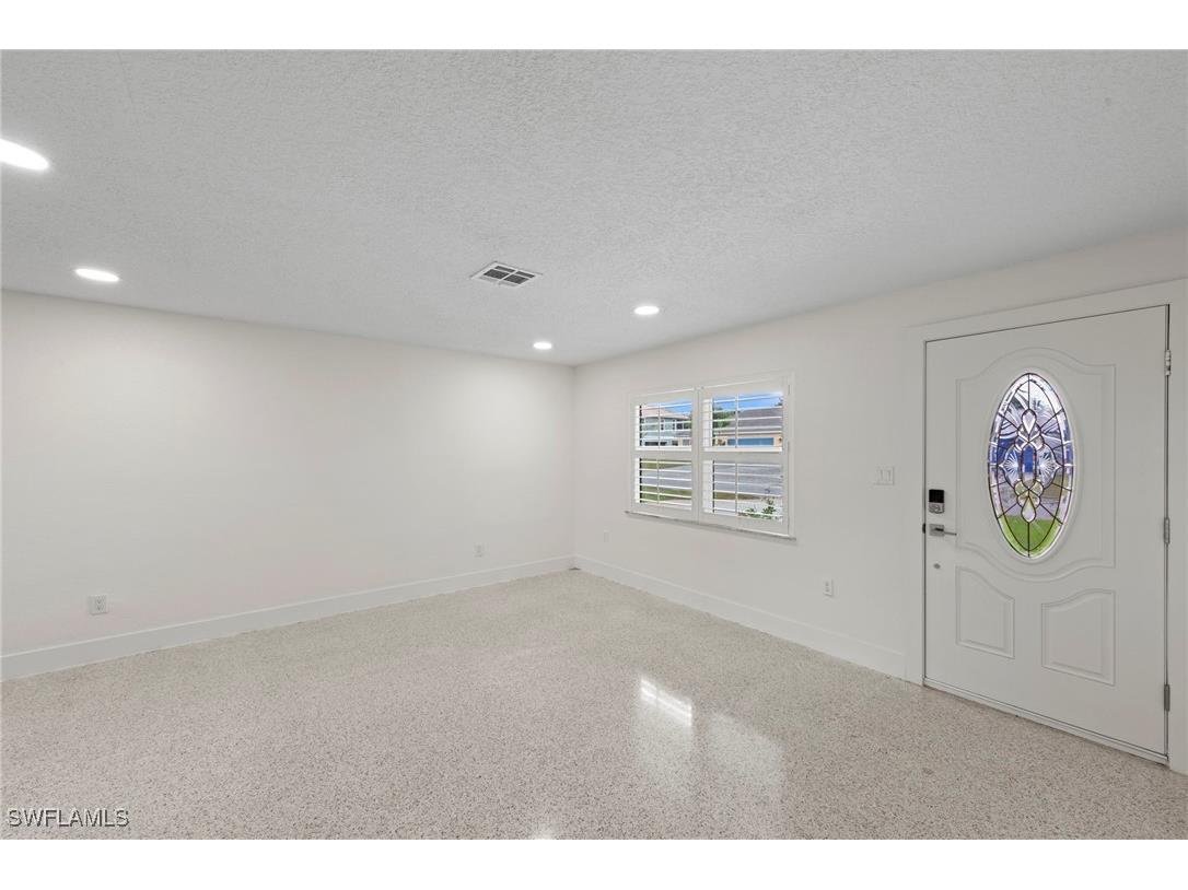 1013 Averly Street Fort Myers FL 33919 225084655 image8