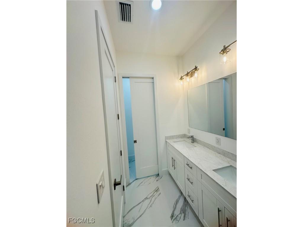 1013 Barcelona Street E Lehigh Acres FL 33974 2025010862 image19